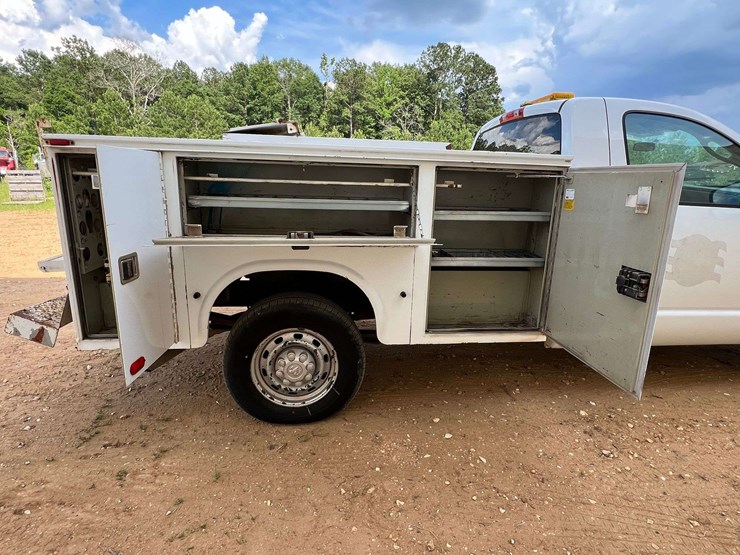 2008-dodge-ram-2500-image-13