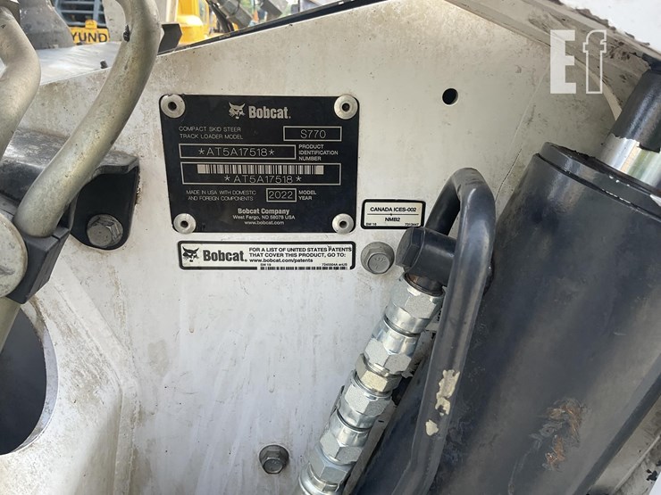 2022-bobcat-s770-image-17