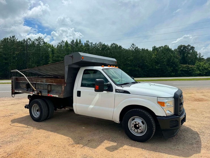 2012-ford-f350-image-8