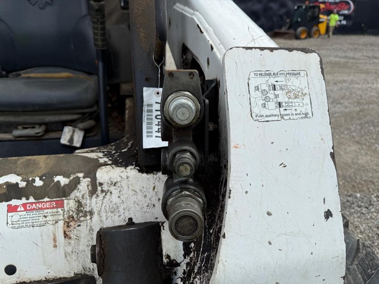 bobcat-s250-image-13