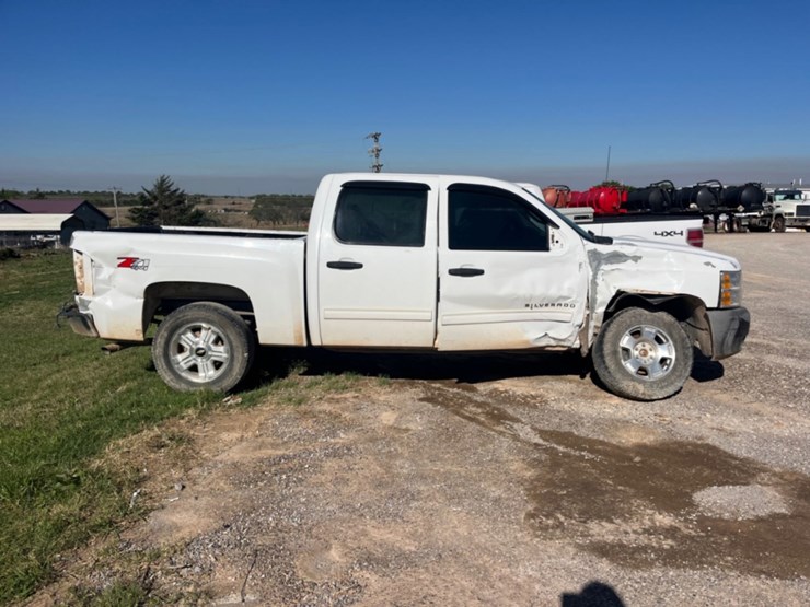 2012-chevrolet-silverado-1500-image-4