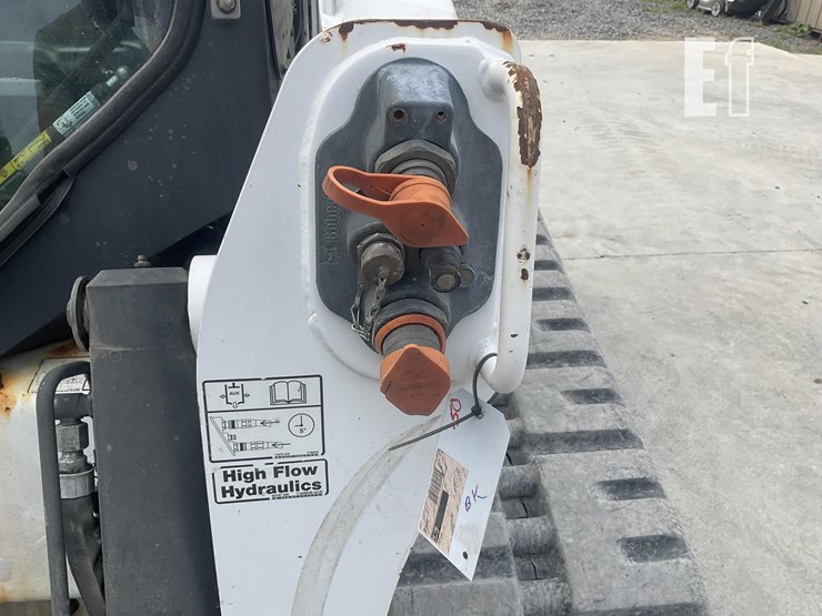 2016-bobcat-t750-image-13