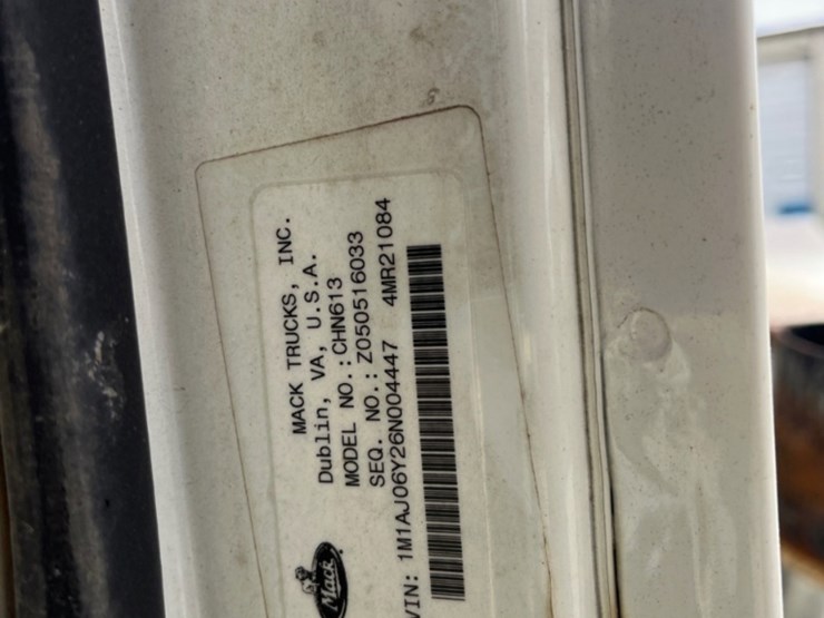 2006-mack-chn613-image-17