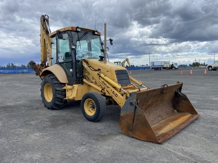 new-holland-575e-image-7