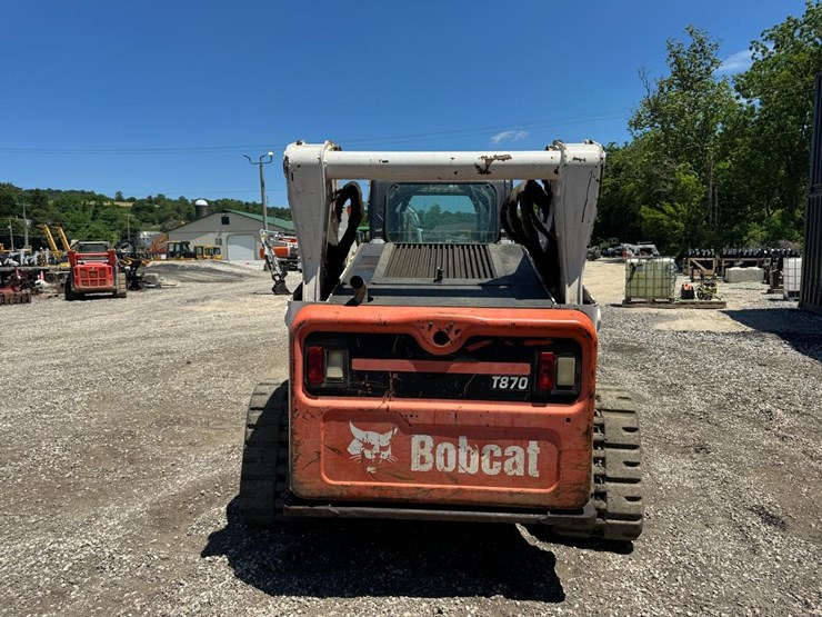 bobcat-t870-image-5
