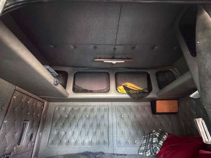 1984-ford-ltl9000-image-15