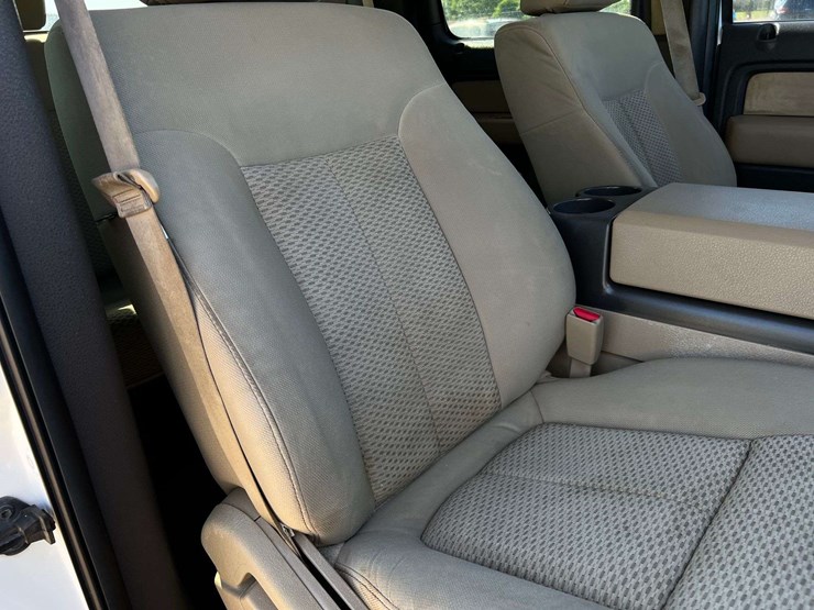 2010-ford-f150-image-30