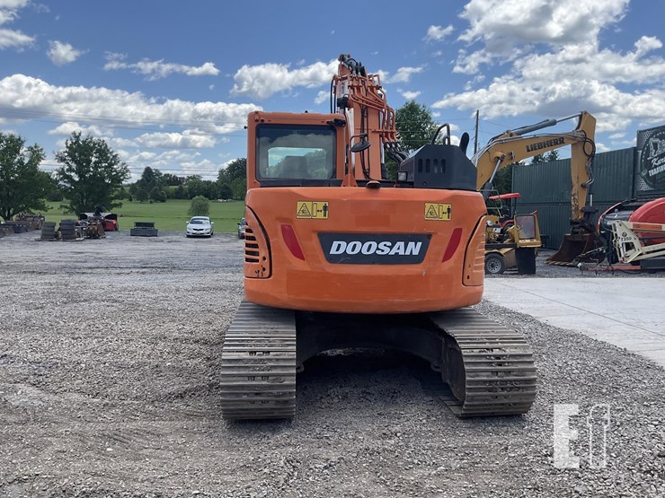 2021-doosan-dx140-lc-5-image-3
