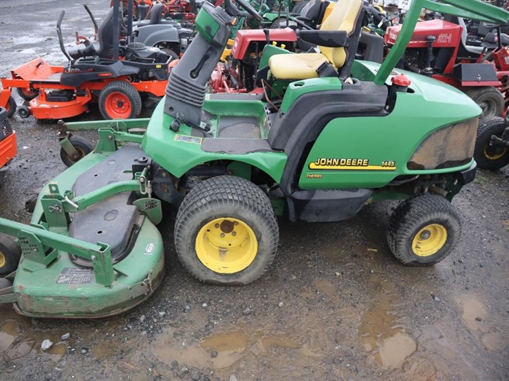 john-deere-1445-image-5