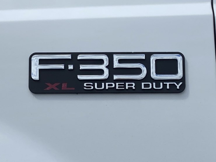 2001-ford-f350-xl-image-10