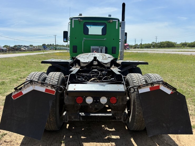 2020-kenworth-t880-image-5