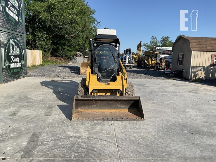 2022-caterpillar-272d3-image-7
