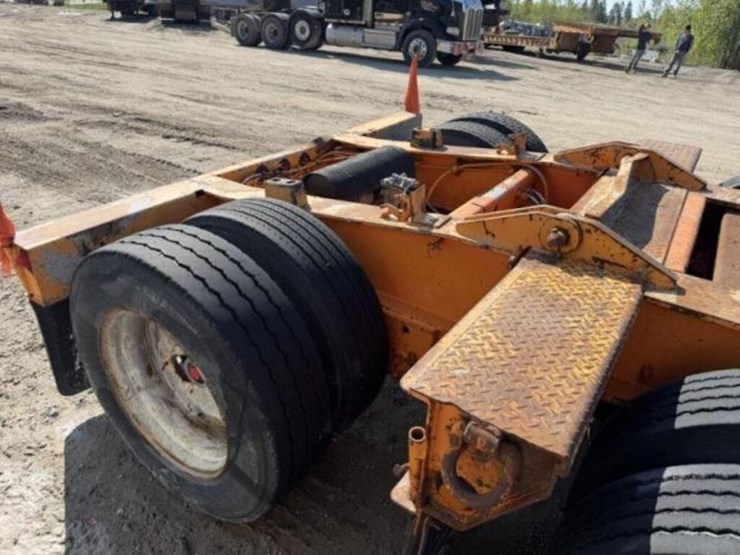 2010-eager-beaver-50gsl/3-50-ton-quad/a-lowboy-112-image-26