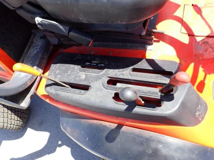 2006-kubota-f3680-image-20