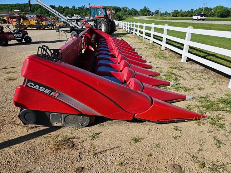 case-ih-2412-image-6