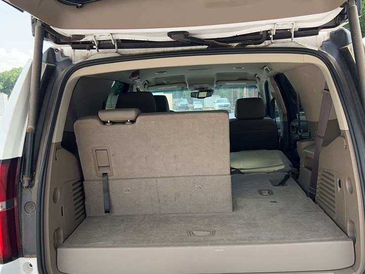 2019-chevrolet-tahoe-image-11