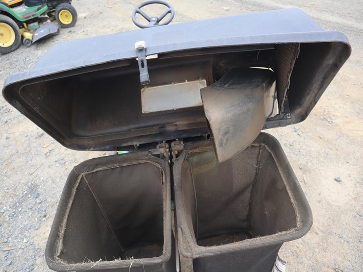 john-deere-riding-mower-image-16