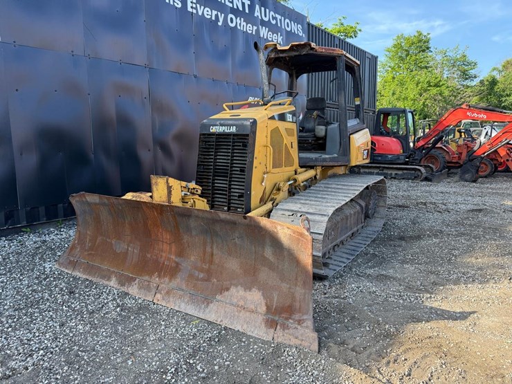 caterpillar-d3k-lgp-image-8