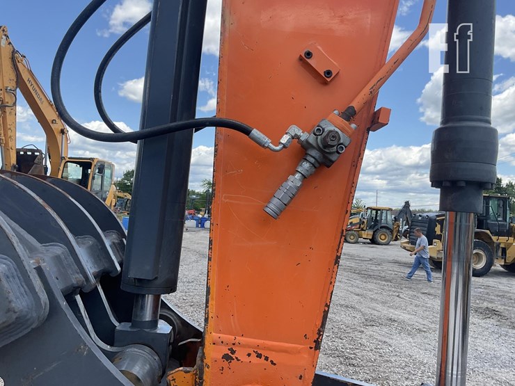 2021-doosan-dx140-lc-5-image-12