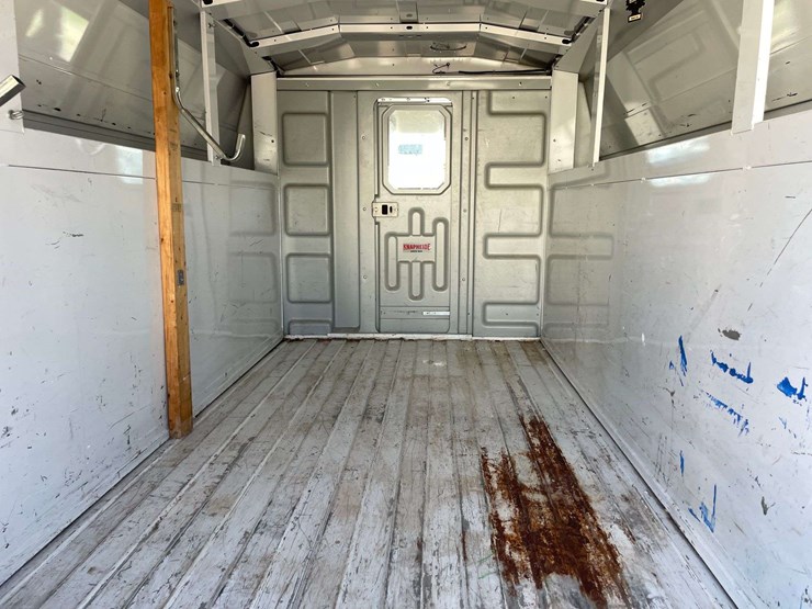 2019-chevrolet-express-3500-image-15