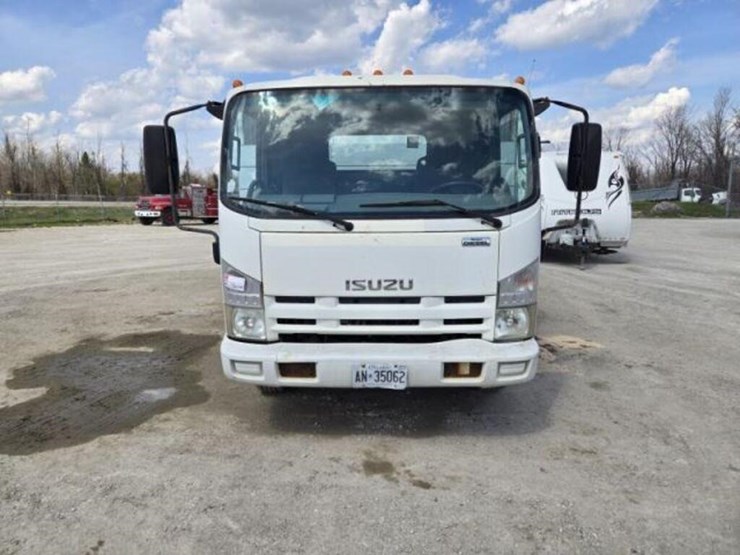 inoperable-2010-isuzu-flatbed-truck-jale5w169a7301-image-5