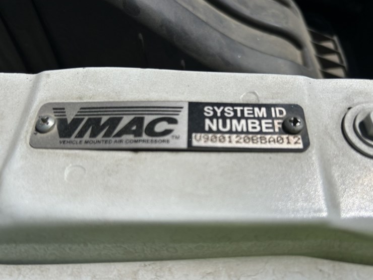 2012-ford-f550-sd-image-60