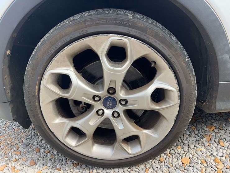 2014-ford-escape-image-21