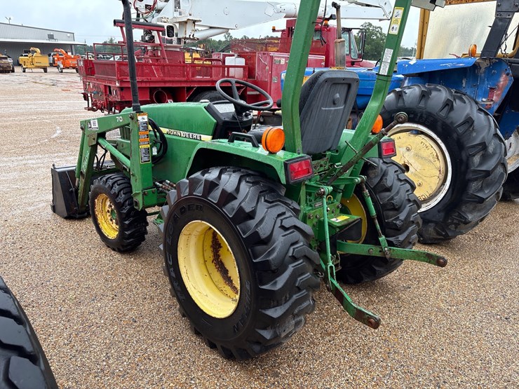 john-deere-790-image-4