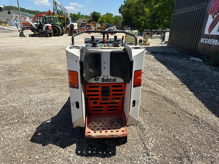2019-bobcat-mt85-image-3