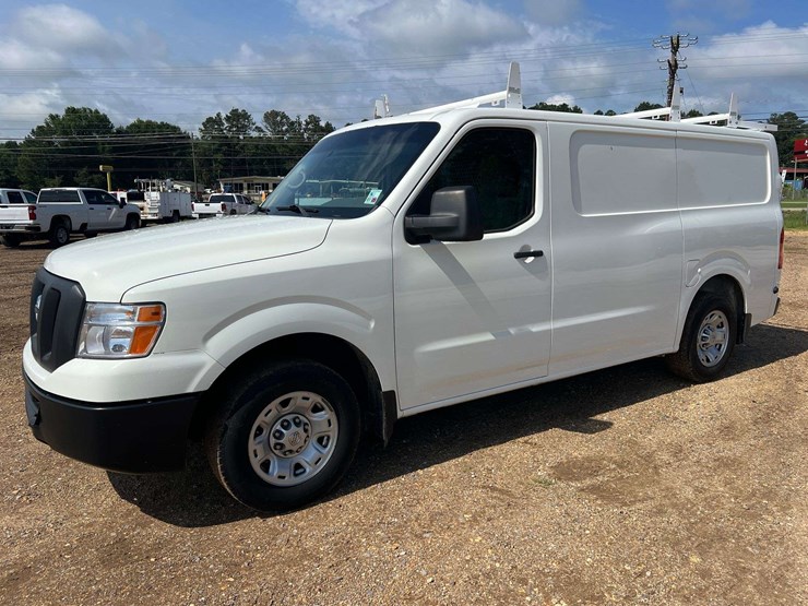2018-utility-van-image-1