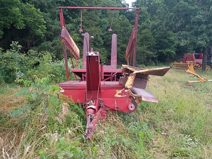 new-holland-1000-image-9