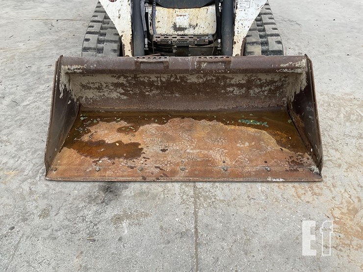 2015-bobcat-t590-image-11