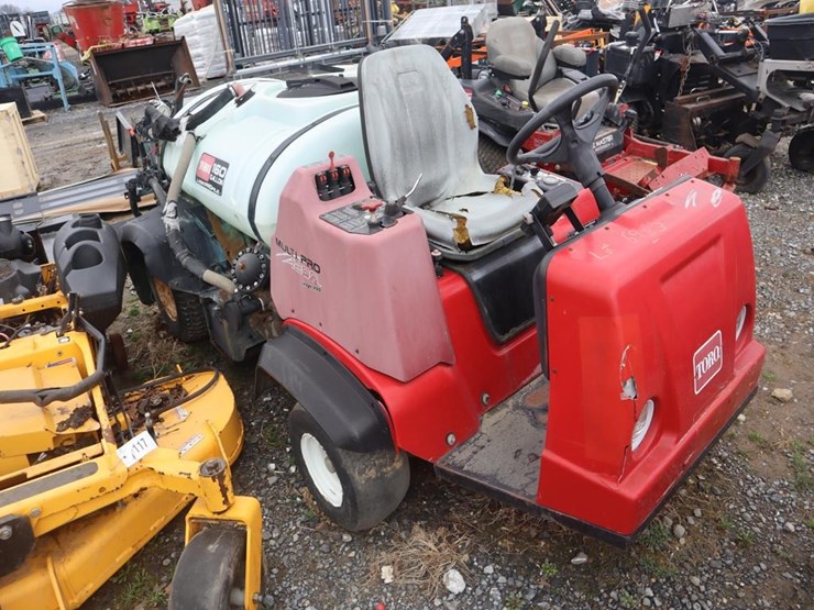 toro-41107-golf-sprayer-image-1