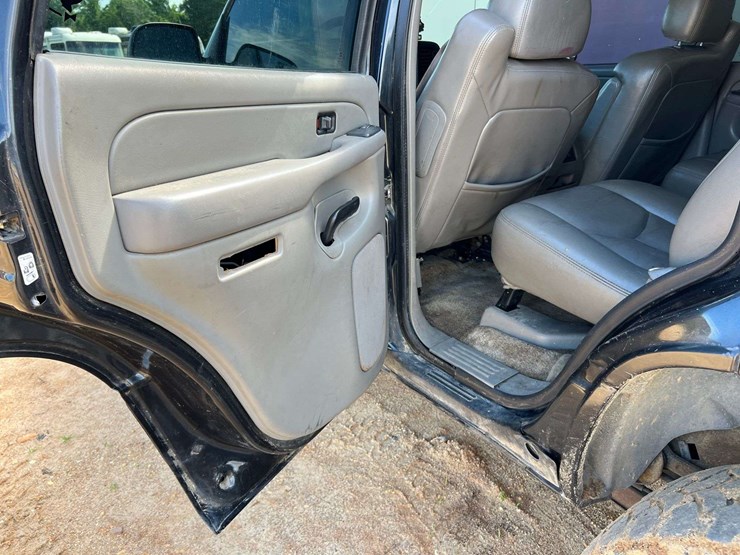 2005-gmc-yukon-slt-image-26