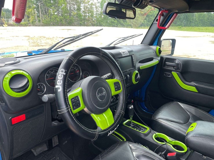 2016-jeep-wrangler-image-11