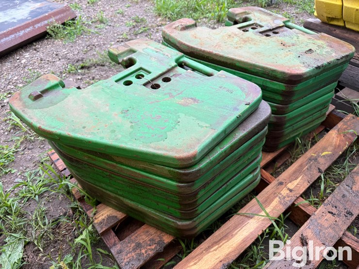 john-deere-front-suitcase-weights-image-7