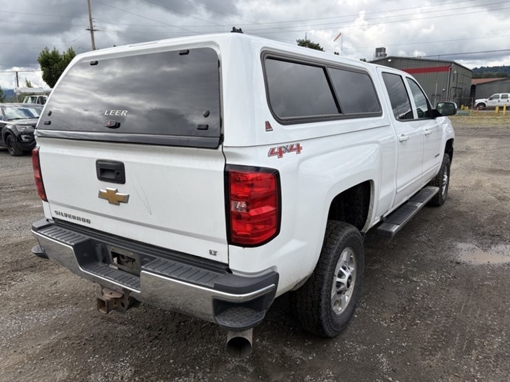 2016-chevrolet-silverado-2500-image-4