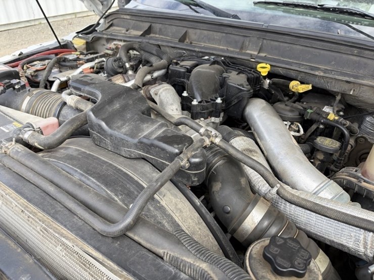 2012-ford-f550-image-11