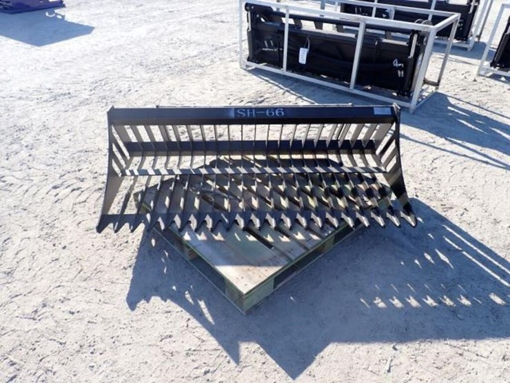 unused-greatbear-66-in.-skid-steer-rock-bucket-image-1