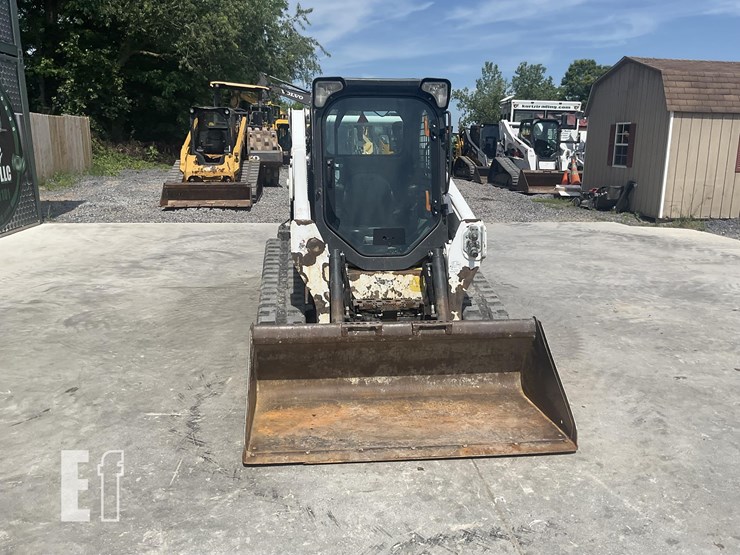 2021-bobcat-t595-image-7