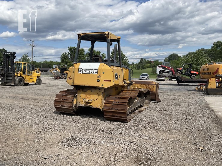 2008-deere-700j-lgp-image-4