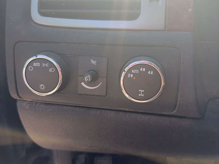 2008-gmc-yukon-image-13