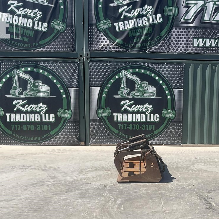 BOBCAT 68" GRAPPLE