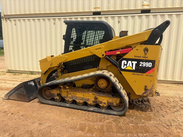2014-caterpillar-299d-image-2