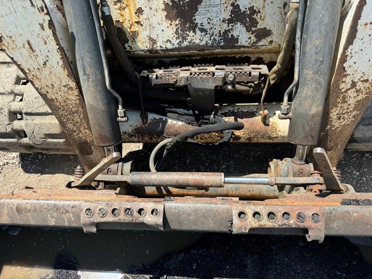 bobcat-t870-image-11