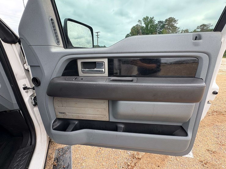 2012-ford-f150-platinum-image-20