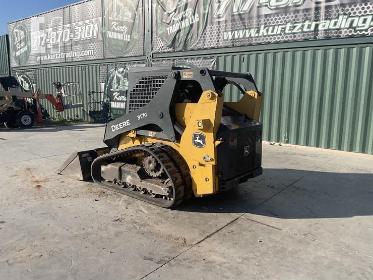 2017-deere-317g-image-2