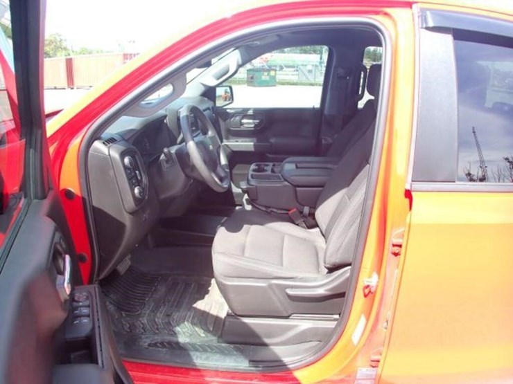 chevrolet-silverado-1500-image-14