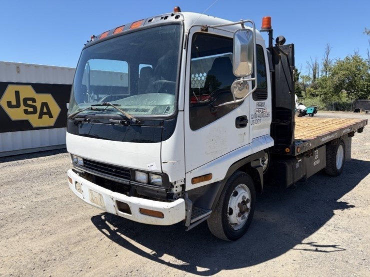 2001-isuzu-frr-image-1