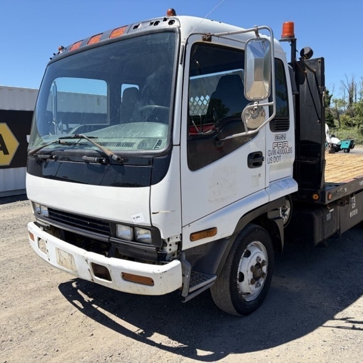 2001 ISUZU FRR